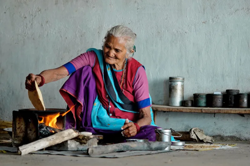 When Abuela Goes Viral: The Immigrant Grandmothers Turning Kitchen Magic Into Food Science Gold
